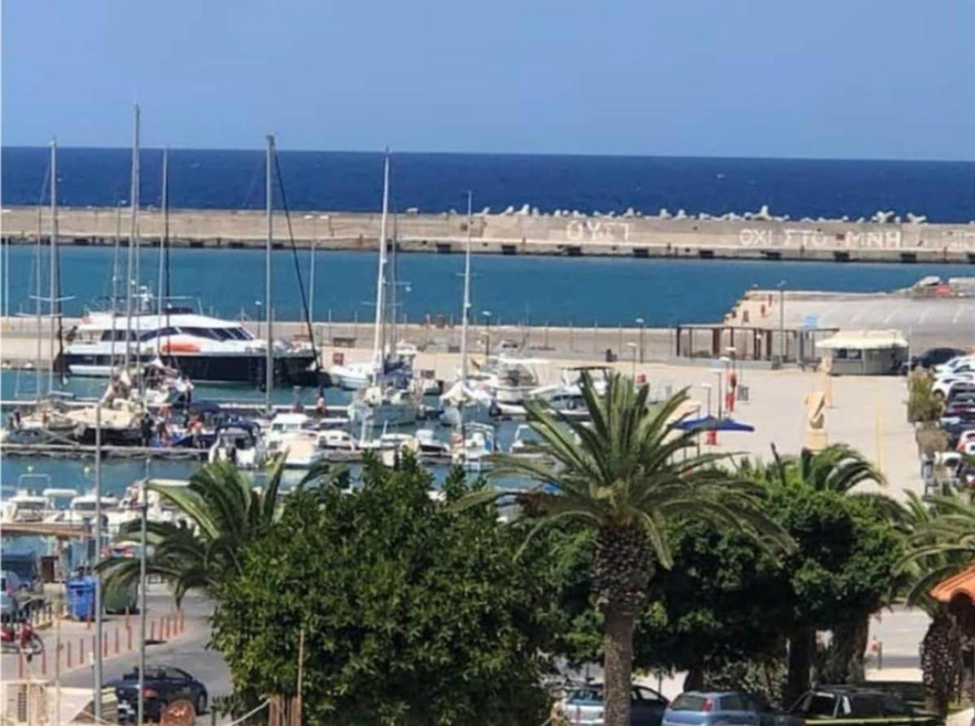 Kate Apartment, Across The Marina ريثيمنو المظهر الخارجي الصورة