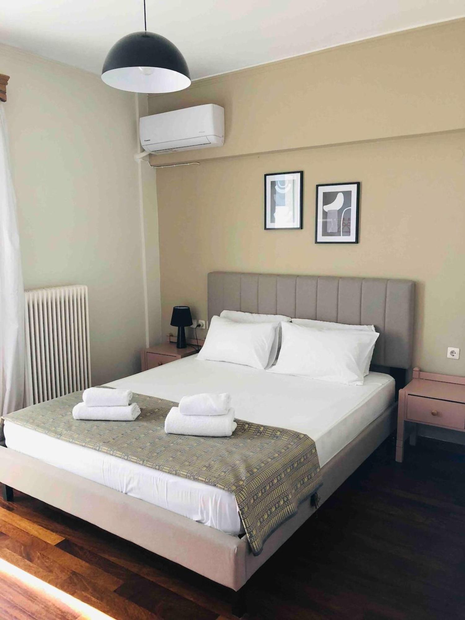 Kate Apartment, Across The Marina ريثيمنو المظهر الخارجي الصورة